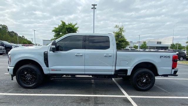 2025 Ford F-350 Super Duty Platinum