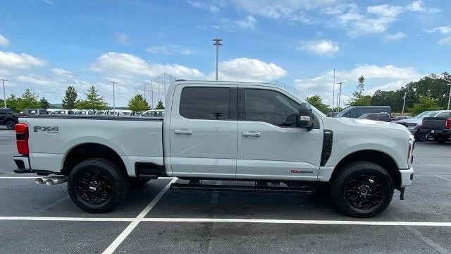 2025 Ford F-350 Super Duty Platinum
