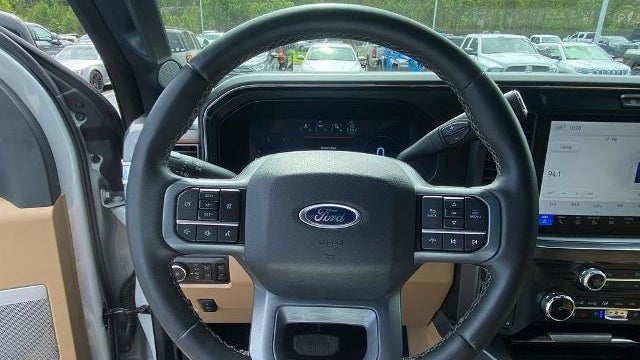 2025 Ford F-350 Super Duty Platinum