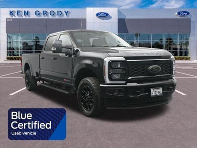 2025 Ford F-350 Super Duty 4X4 Lariat 4DR Crew Cab 6.8 FT. SB SRW Pickup