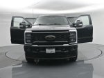 2025 F-350 Super Duty Thumbnail 35