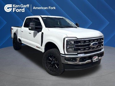 2025 Ford F-350 Super Duty 4X4 Lariat 4DR Crew Cab 6.8 FT. SB SRW Pickup