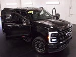 2025 F-350 Super Duty Thumbnail 31
