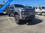 2023 F-350 Super Duty Thumbnail 2