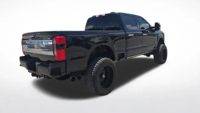 2023 Ford F-350 Super Duty XLT