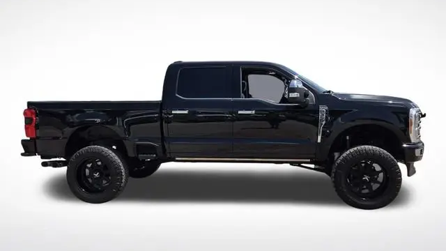 2023 Ford F-350 Super Duty XLT