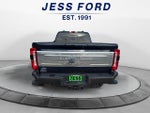 2024 F-350 Super Duty Thumbnail 4