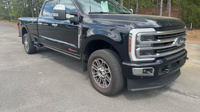 2025 Ford F-350 Super Duty Platinum