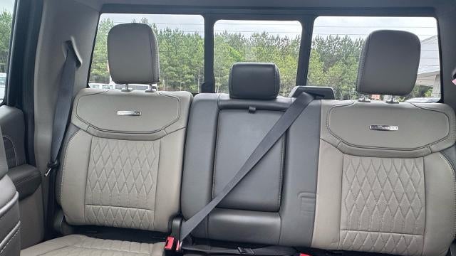 2025 Ford F-350 Super Duty Platinum