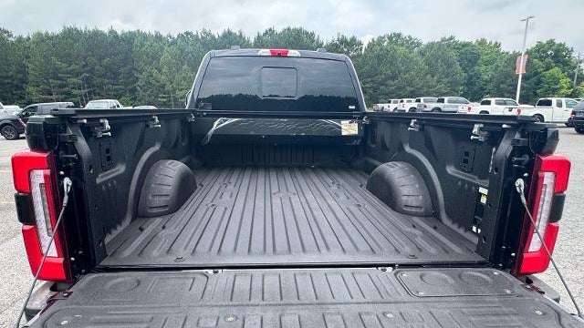 2025 Ford F-350 Super Duty Platinum
