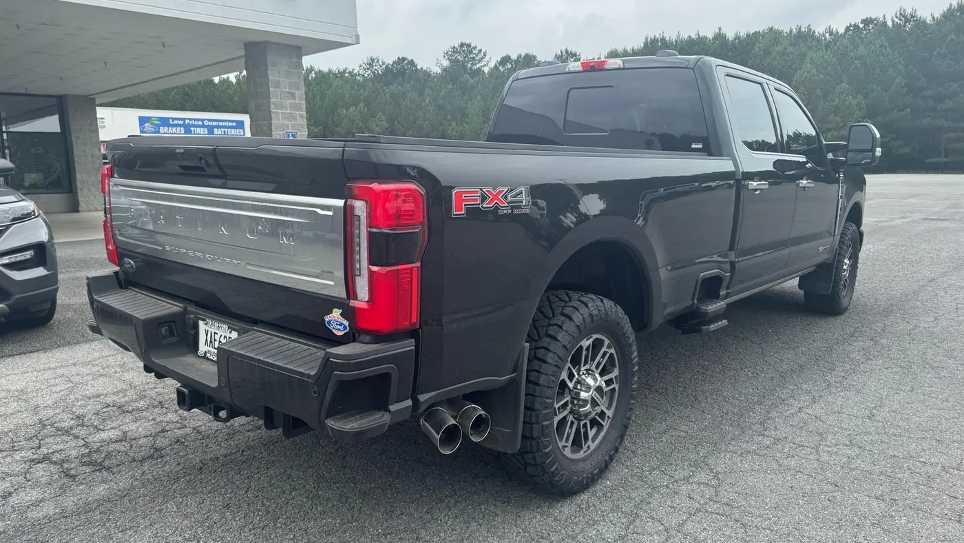 2025 Ford F-350 Super Duty King Ranch