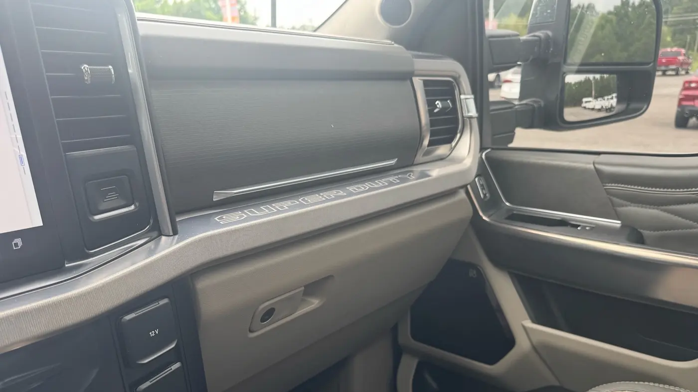 2025 Ford F-350 Super Duty King Ranch