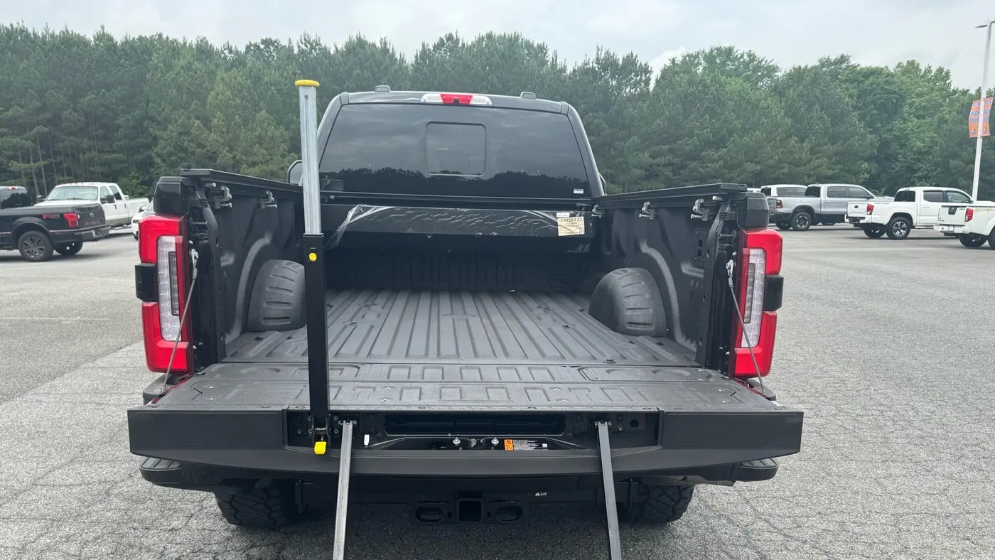 2025 Ford F-350 Super Duty King Ranch