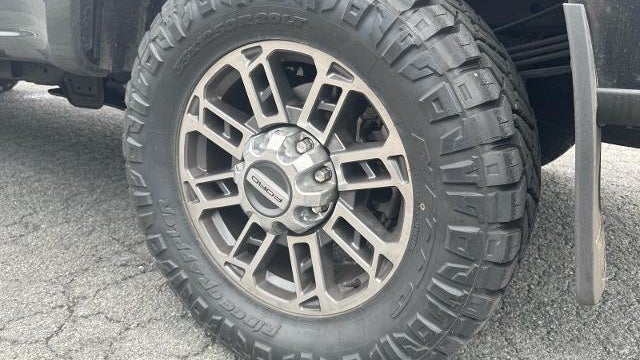 2025 Ford F-350 Super Duty Platinum