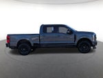 2025 F-350 Super Duty Thumbnail 2