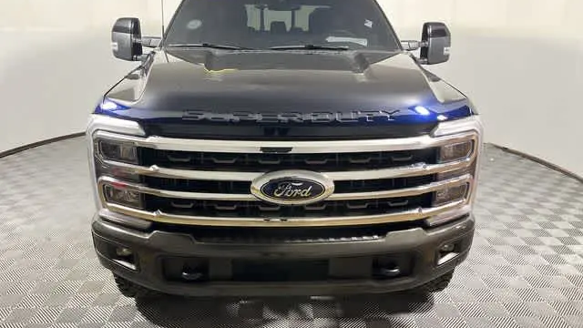 2025 Ford F-350 Super Duty XLT