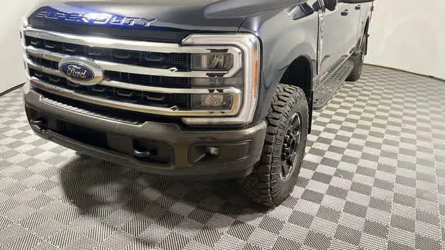 2025 Ford F-350 Super Duty XLT
