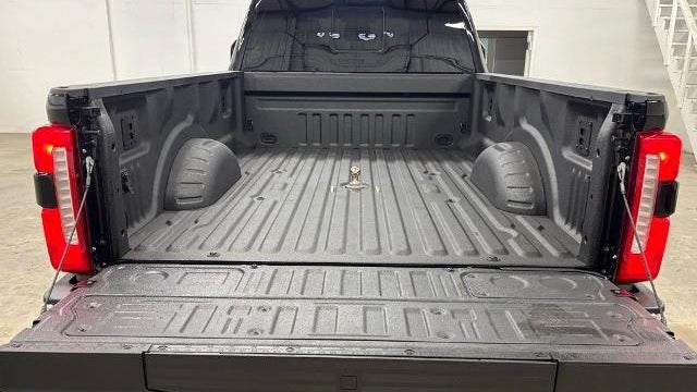 2026 Ford F-350 Super Duty XLT