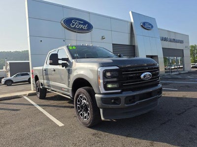 2026 Ford F-350 Super Duty 4X4 Lariat 4DR Crew Cab 6.8 FT. SB SRW Pickup
