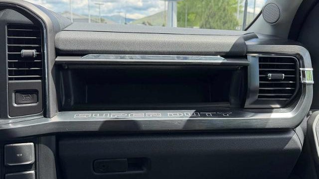 2026 Ford F-350 Super Duty Platinum