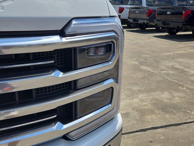2026 Ford F-350 - $92,619