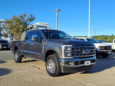 2026 Ford F-350 Super Duty 4X4 Lariat 4DR Crew Cab 6.8 FT. SB SRW Pickup