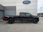 2024 F-350 Super Duty Thumbnail 2