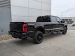 2024 F-350 Super Duty Thumbnail 3