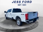2023 F-350 Super Duty Thumbnail 3