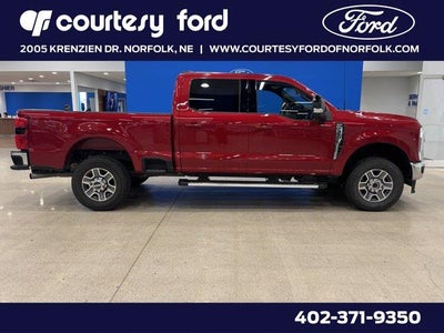 2024 Ford F-350 Super Duty 4X4 Lariat 4DR Crew Cab 6.8 FT. SB SRW Pickup