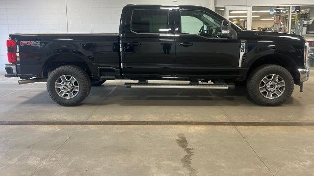 2025 Ford F-350 Super Duty XLT