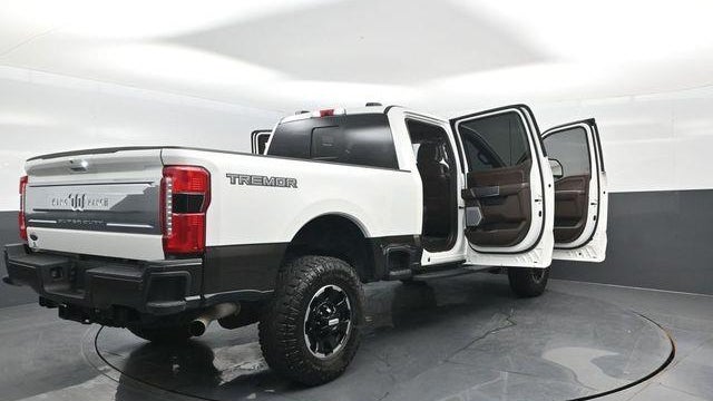 2025 Ford F-350 Super Duty King Ranch
