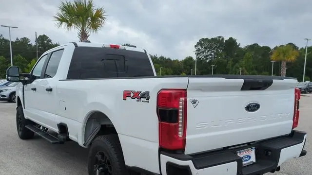 2025 Ford F-350 Super Duty King Ranch