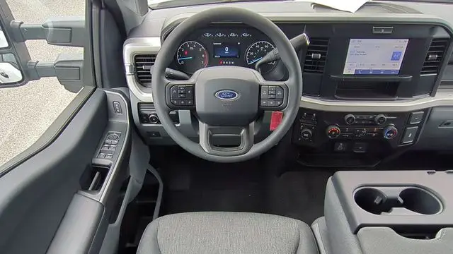 2025 Ford F-350 Super Duty King Ranch