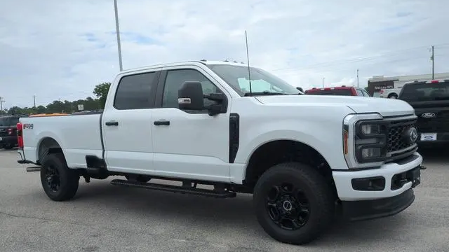 2025 Ford F-350 Super Duty King Ranch