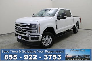 2026 Ford F-350 Super Duty with Oxford White Exterior