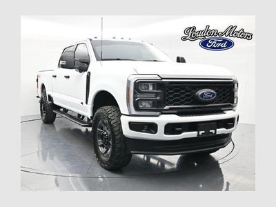 2025 Ford F-350 Super Duty 4X4 King Ranch 4DR Crew Cab 6.8 FT. SB SRW Pickup