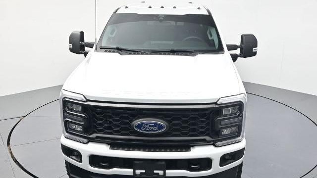 2025 Ford F-350 Super Duty Lariat