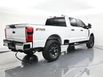 2025 F-350 Super Duty Thumbnail 5
