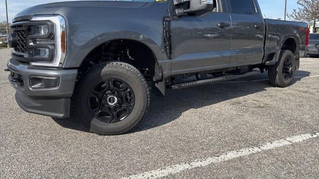 2026 Ford F-350 Super Duty Platinum