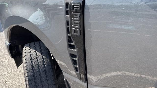 2026 Ford F-350 Super Duty Platinum