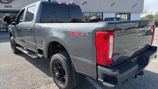 2026 Ford F-350 Super Duty Platinum