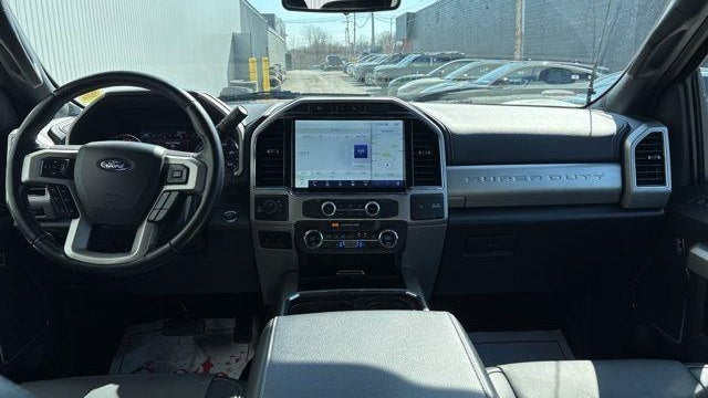 2022 Ford F-350 Super Duty Platinum