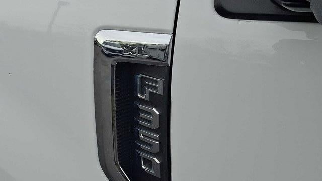 2022 Ford F-350 Super Duty XL