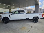 2024 F-350 Super Duty Thumbnail 2