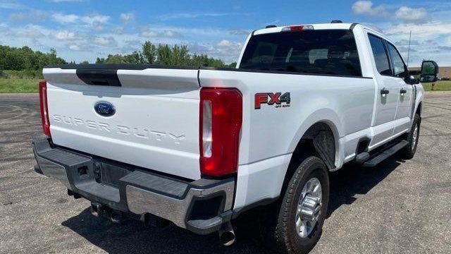 2024 Ford F-350 Super Duty XLT