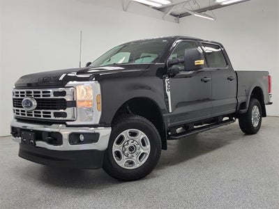 2025 Ford F-350 Super Duty 4X4 King Ranch 4DR Crew Cab 6.8 FT. SB SRW Pickup