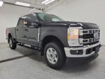 2025 F-350 Super Duty Thumbnail 2