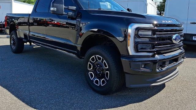 2025 Ford F-350 Super Duty XLT