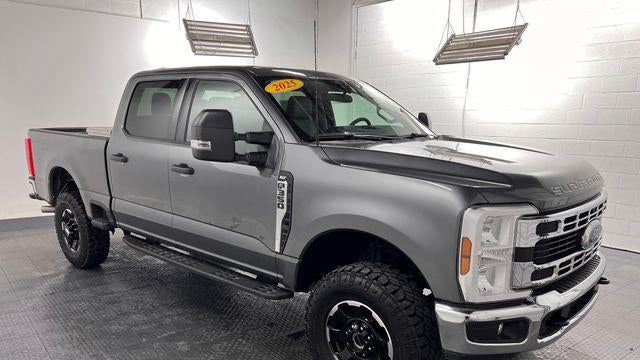 2025 Ford F-350 Super Duty XLT